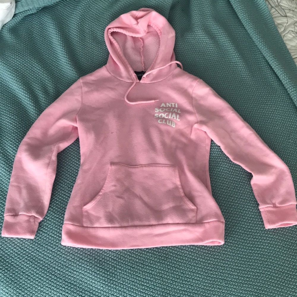 An Antai Social Social Club Hoodie